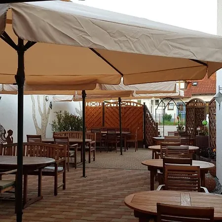 Гостевой дом Liederhalle 3*