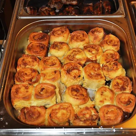 Гостевой дом Liederhalle Ален